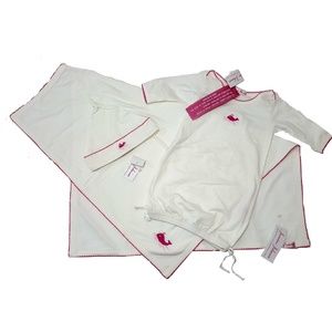 Jeanine Johnsen  Layette set pink whale 0-9 m